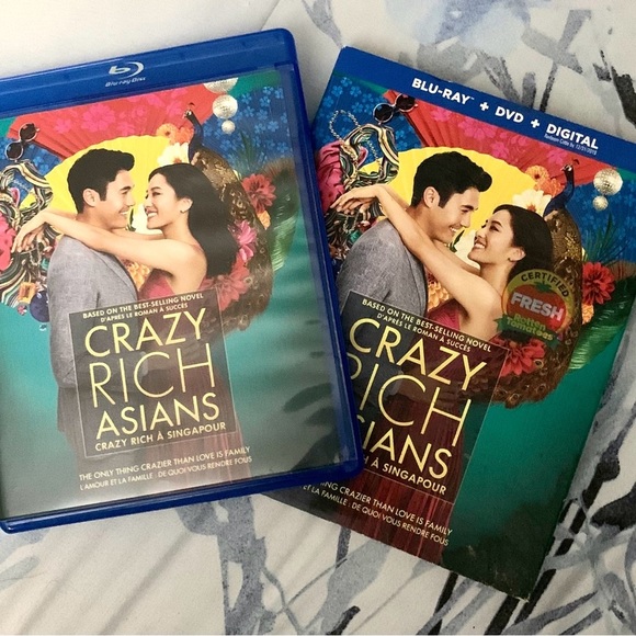 Crazy Rich Asians Blu-ray - Picture 3 of 3